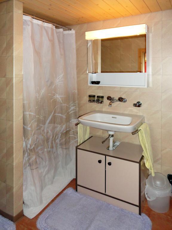 Ferienwohnung Im Gruenen Гриндельвальд Номер фото